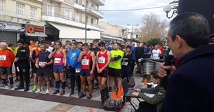 Με μεγάλη επιτυχία πραγματοποιήθηκε ο Γύρος της Καδμείας στη Θήβα 