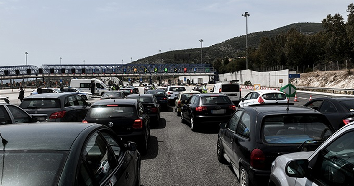 Περισσότερα από 30.000 αυτοκίνητα εγκατέλειψαν την Αττική