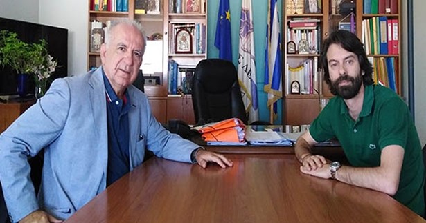 Με τον βουλευτή Βοιωτίας Α. Κουτσούμπα συναντήθηκε ο δήμαρχος Λεβαδέων Με τον βουλευτή Βοιωτίας Α. Κουτσούμπα συναντήθηκε ο δήμαρχος Λεβαδέων