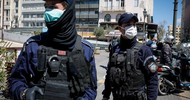 Συνελήφθη στη Λαμία για ληστεία