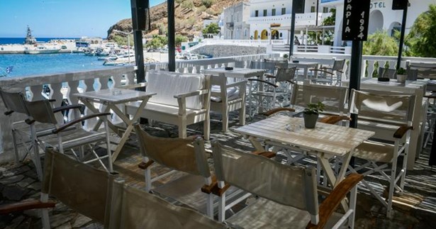 Δυο στις τρεις επιχειρήσεις: Μετρούν ζημιές, θεωρούν ελλιπή τα μέτρα στήριξης, αλλά αισιοδοξούν