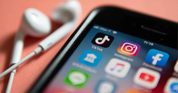 TikTok: Έρευνα του ΕΚΠΟΙΖΩ για κρυφές διαφημίσεις και παραπλάνηση