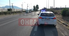 Τροχαίο ατύχημα στη Θήβα: Σφοδρή σύγκρουση μηχανής με ΙΧ