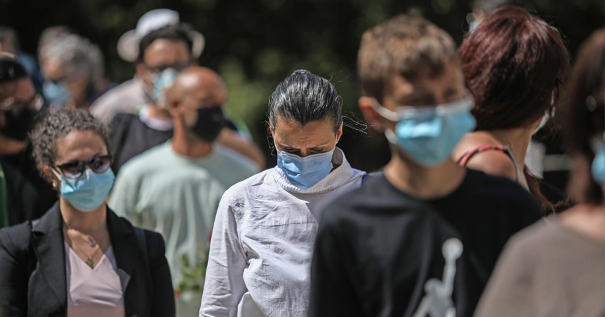 Μέτρα για τον κορωνοϊό: Τι αλλάζει από σήμερα το πρωί για τους ανεμβολιαστούς σε εργασία, εστίαση και μετακινήσεις