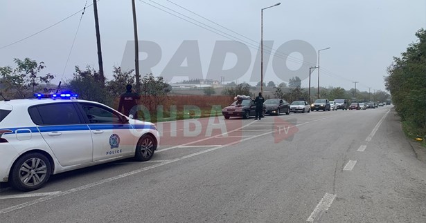 Θήβα: Πρόσφυγες έκλεισαν ξανά την Ε.Ο. Ελευσίνας-Θηβών (Φωτογραφίες)