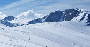 Απαγόρευση εκχιονισμού προς το Χιονοδρομικό Κέντρο Παρνασσού - Έντονες αντιδράσεις από την ΕΤΑΔ