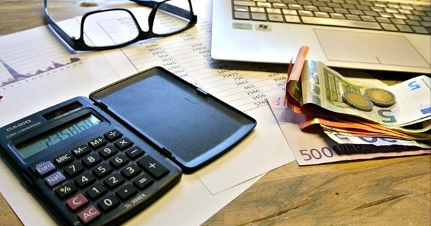 ΑΑΔΕ: 27.500 φορολογικοί έλεγχοι το 2022 - Ποιες υποθέσεις μπαίνουν στο στόχαστρο