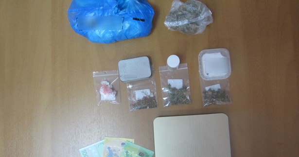 Συνελήφθη στη Λαμία για κατοχή και διακίνηση ναρκωτικών