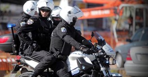 Συλλήψεις για κλοπή στην Αμφισσα - Τραυματίστηκε αστυνομικός από τους δράστες