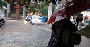 Καιρός: Καταιγίδες, χιόνια και μποφόρ και σήμερα