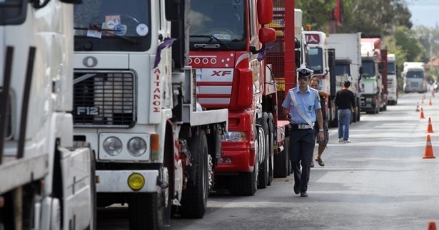 Απαγόρευση κυκλοφορίας φορτηγών άνω των 3,5 τόνων κατά την περίοδο εορτασμού της 25ης Μαρτίου