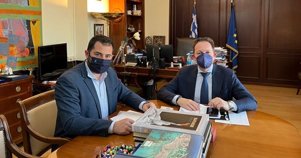 Συνάντηση Σπανού-Πέτσα - Στο επίκεντρο η χρηματοδότηση έργων και δράσεων στη Στερεά