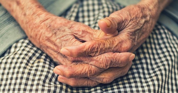 Λιβαδειά: Προσποιήθηκε τον λογιστή και εξαπάτησε ηλικιωμένη
