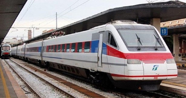 Επιστολή Κοτρωνιά στη ΤΡΑΙΝΟΣΕ για την μη περίληψη του Σταθμού Λιανοκλαδίου στη διαδρομή Αθήνα-Θεσσαλονίκη