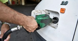 Καύσιμα: Εκτός ελέγχου οι αυξήσεις στη βενζίνη - Σκέψεις για επέκταση του fuel pass