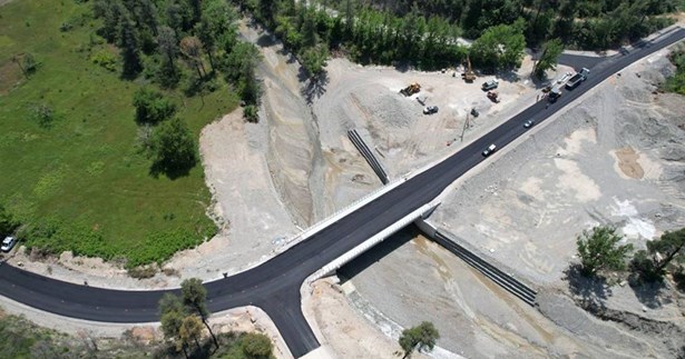 Ολοκληρώθηκε και παραδίδεται σε κυκλοφορία η σύγχρονη γέφυρα Γουβών