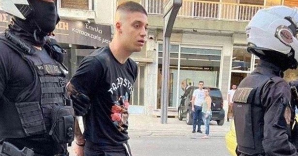 Trannos: «Ήταν τρομαγμένος, καμία σχέση με τα βίντεο κλιπ», λέει αστυνομικός που τον συνέλαβε