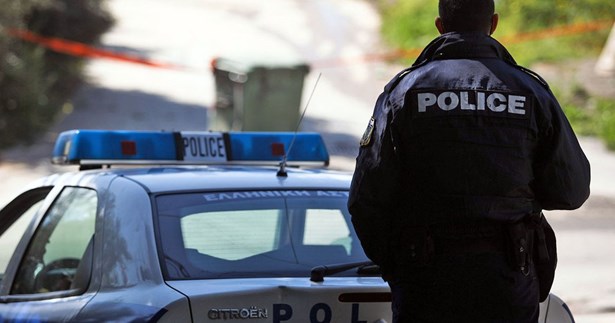 Θήβα: Έκλεψαν πετρέλαιο και μπαταρίες από οχήματα της Π.Ε. Βοιωτίας