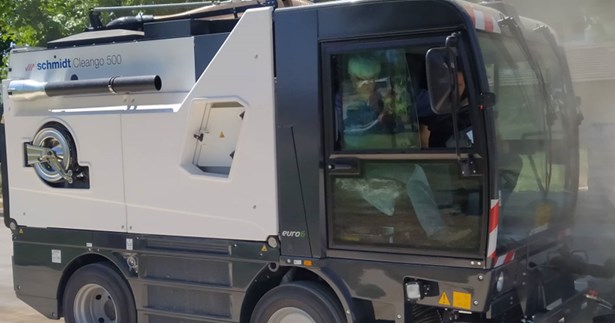 Στη «μάχη» της καθαριότητας το νέο σάρωθρο του Δήμου Αλιάρτου-Θεσπιέων
