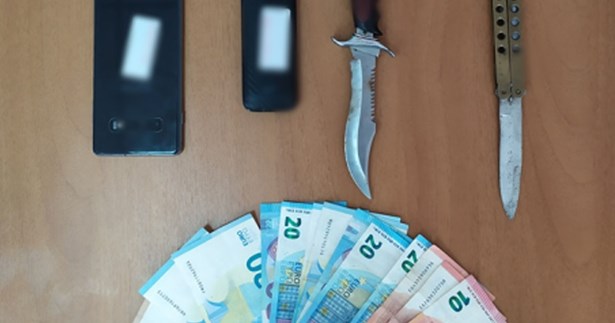 Τον συνέλαβαν στη Φθιώτιδα για ναρκωτικά και όπλα