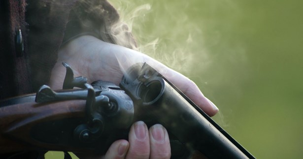 Γλέντι στη Νέα Αρτάκη εξελίχθηκε σε εφιάλτη - Πυροβολισμοί, τραυματίες και συλλήψεις