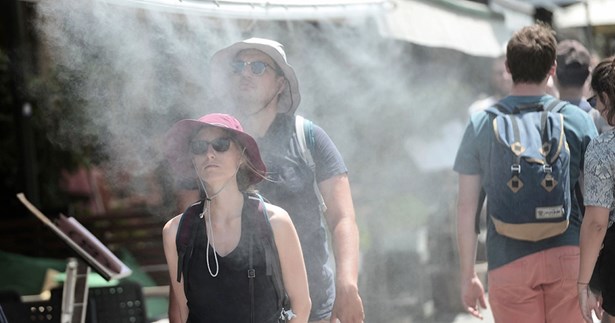 Καιρός: Στους 39 βαθμούς ο υδράργυρος σήμερα - Πτώση της θερμοκρασίας από την Κυριακή