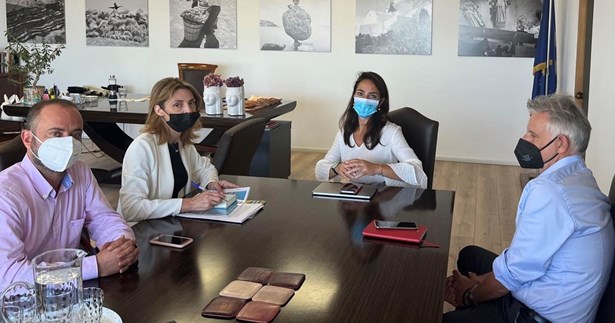 Συνάντηση με την Δόμνα Μιχαηλίδου είχε ο Σπύρος Πνευματικός