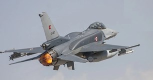 Ελληνοτουρκικά - Τροπολογία Μενέντεζ στη Γερουσία των ΗΠΑ: Αν θέλει η Τουρκία F-16, να μην πετάνε πάνω από την Ελλάδα