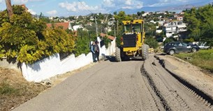 Συνεχίζεται η ασφαλτόστρωση οδών στη Δ.Ε. Αυλίδας