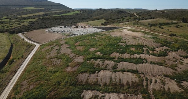 Μαθητές του 4ου Γυμνασίου Θήβας επισκέφθηκαν τον ΧΥΤΑ Θήβας