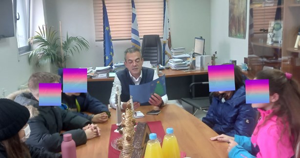Μαθητές του 5ου δημοτικού επισκέφθηκαν τον Δήμαρχο Θηβαίων