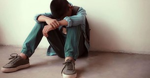 Σοκ στο Ίλιον: Οχτώ 15χρονοι βίαζαν για έναν ολόκληρο μήνα συμμαθητή τους