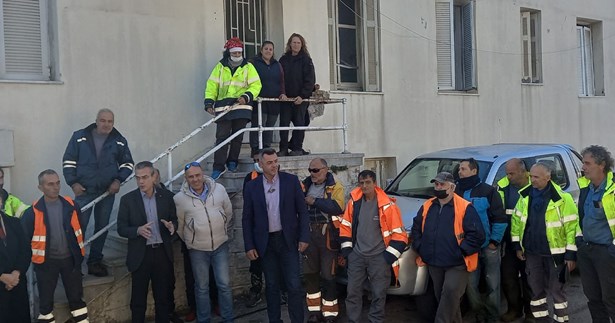 Επίσκεψη Αναστασίου-Κοβάνη στο τμήμα καθαριότητας της Θήβας