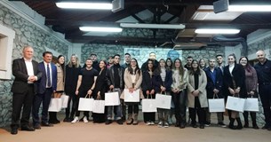 Ο Δήμος Αλιάρτου-Θεσπιέων βράβευσε πρωτοετείς φοιτητές και συνταξιούχους εκπαιδευτικούς