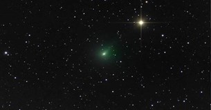 Πλησιάζει τη Γη πράσινος κομήτης που έχει να μας επισκεφτεί περίπου 50.000 χρόνια