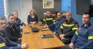 Συνάντηση της Δημάρχου Χαλκιδέων με τον Συντονιστή της Πυροσβεστικής στη Στερεά Ελλάδα και τη Θεσσαλία