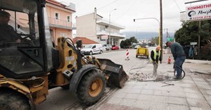 Ξεκίνησαν οι εργασίες ανακατασκευής της Λεωφόρου Καλυβίων