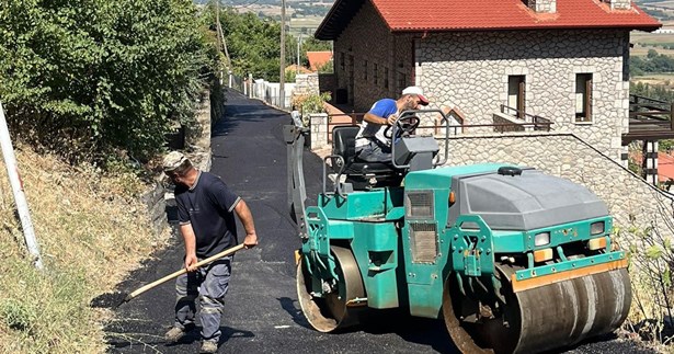Προχωρούν οι εργασίες οδοποιίας στη στη Δ.Ε. Παρνασσού