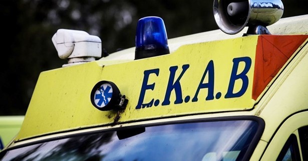 Ξεκινάει η παραλαβή 17 νέων ασθενοφόρων και κινητών ομάδων στη Στερεά Ελλάδα