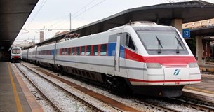 Πρωτοβουλία του Χρ. Σταϊκούρα για δρομολόγηση τρένου που θα συνδέει Ελλάδα-Βουλγαρία- Ρουμανία με την Ουκρανία