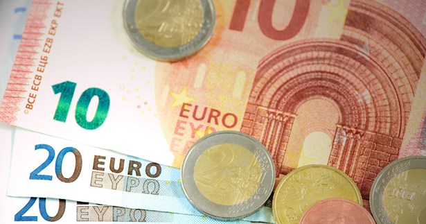 Νέες αιτήσεις για πληρωμές 800 ευρώ και 534 ευρώ για επιχειρηματίες και μισθωτούς