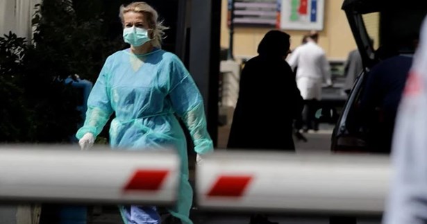 Υγειονομικός συναγερμός για «κοκτέιλ» γρίπης - κορονοϊού: Ανησυχία και συσκέψεις για την κατακόρυφη αύξηση των νοσηλειών