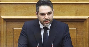 Δριμύτατη κριτική του Γ. Σαρακιώτη στη Κυβέρνηση για τις αυξήσεις 46% στους εξωκοινοβουλευτικούς Υπουργούς