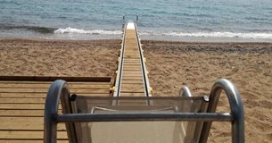 Πρόταση του Δήμου Χαλκιδέων για 4 προσβάσιμες σε ΑμεΑ παραλίες