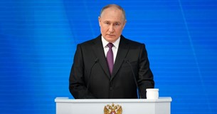 Πούτιν: Υπάρχει κίνδυνος πυρηνικού πολέμου αν το ΝΑΤΟ στείλει στρατό στην Ουκρανία - Δείτε την ετήσια ομιλία του