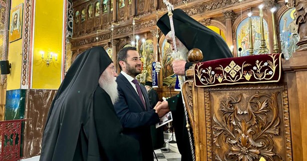 Στα θυρανοίξια του Μητροπολιτικού Ιερού Ναού Ευαγγελισμού της Θεοτόκου Αμφισσας παραβρέθηκε ο Φάνης Σπανός