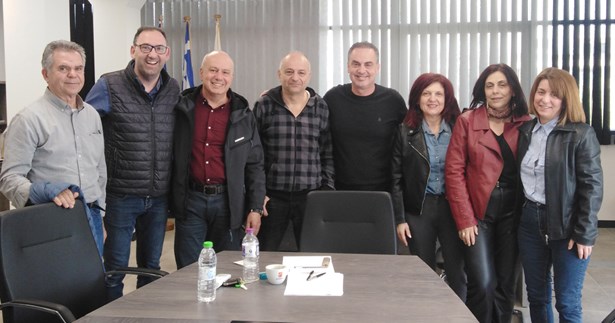 Με εκπροσώπους του Χορευτικού και Λαογραφικού Ομίλου Λιβαδειάς συναντήθηκε ο Δήμαρχος Λεβαδεών Δημήτρης Καραμάνης