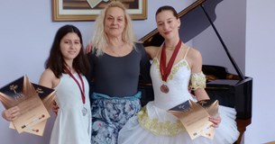 Βράβευση μαθητριών του Δημοτικού Ωδείου Θήβας στον Πανελλήνιο Διαγωνισμό Χορού «Danse Prix de la Grèce»
