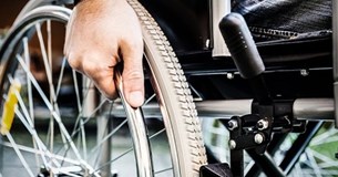 Δικαίωμα μετακίνησης με μειωμένο εισιτήριο έχουν τα Ατομα με Αναπηρίες στο Δήμο Λεβαδέων
