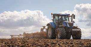 Δήμος Θηβαίων: Επιτακτική η ανάγκη άροσης των αγροτεμαχίων από τους καλλιεργητές